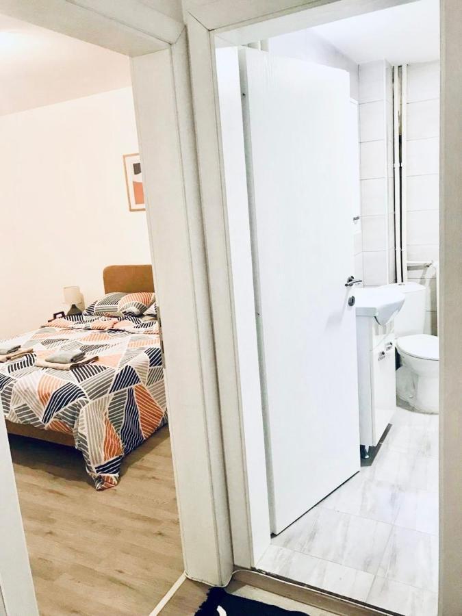 Regina'S Modern Apartment2 スコピエ エクステリア 写真